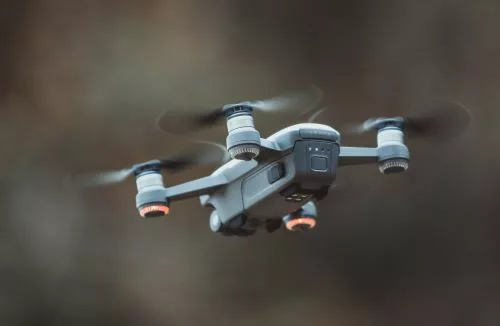 Quadcopter drone by Pok Rei of Pexels.survivalpreppersuply.com