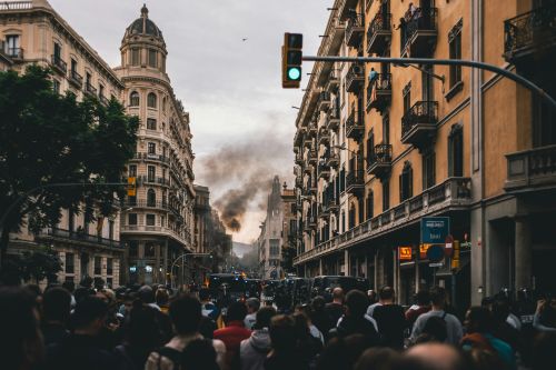 How to Evacuate a City in 24 Hours or Lessyunming-wang-iq1x1V8kCOw-unsplash.jpg