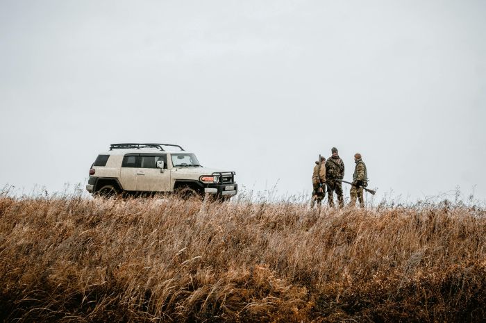 Guerilla and Rural WarfarePhoto by Konstantin Khrustov: https://www.pexels.com/photo/soldiers-having-conversation-8649259/